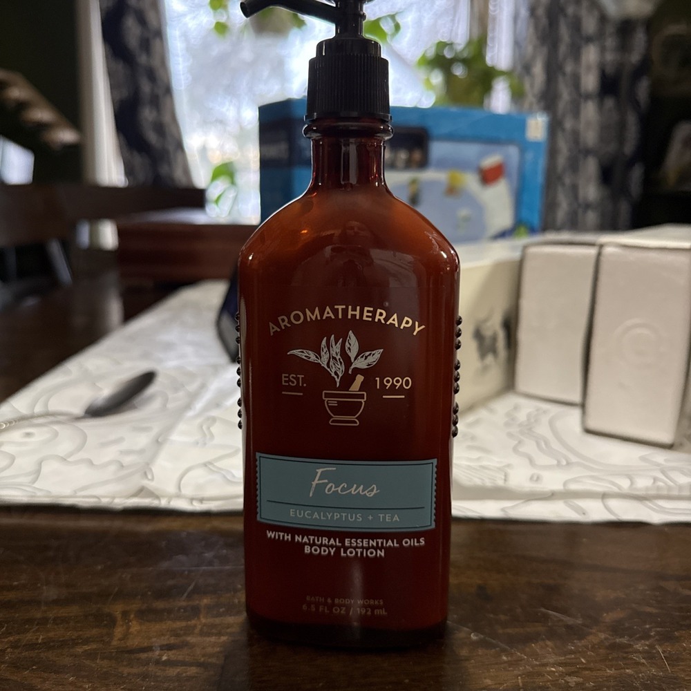 NEW‎ BATH & BODY WORKS AROMATHERAPY EUCALYPTUS + TEA BODY LOTION 6.5 OZ NEW